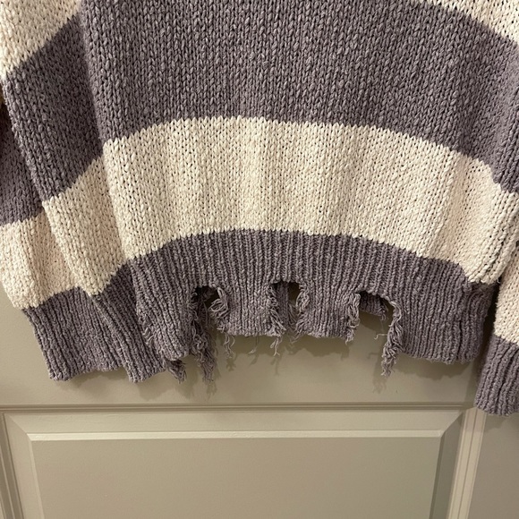 Fab'rik Striped Distressed Sweater Grey & Cream Size O/S - Picture 4 of 10